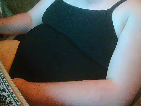 szadamo online show from April 7, 2026, 5:52 am