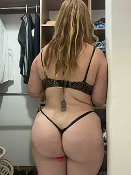 moniquerainx online show from December 17, 2024, 5:29 am