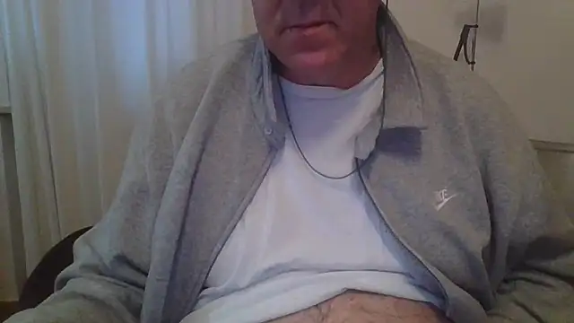 ANONIMO7735 online show from March 11, 2025, 5:38 am