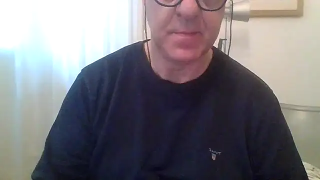 Snapshot of ANONIMO7735 chatting on March 3, 2026, 6:30 am ANONIMO7735 online show from March 3, 2026, 6:30 am