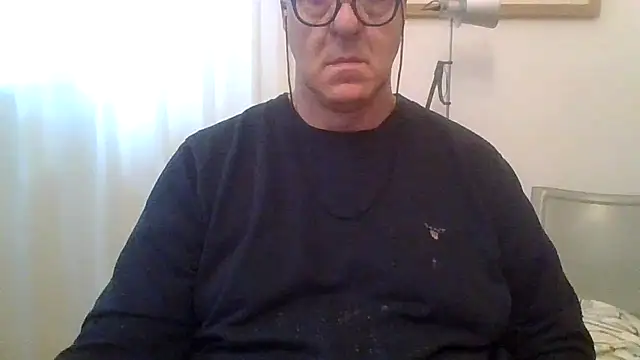 Snapshot of ANONIMO7735 chatting on March 4, 2026, 6:41 am ANONIMO7735 online show from March 4, 2026, 6:41 am