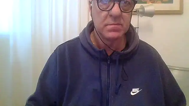 Snapshot of ANONIMO7735 chatting on March 20, 2026, 6:07 am ANONIMO7735 online show from March 20, 2026, 6:07 am