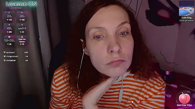 Snapshot of JohansonKatie chatting on March 4, 2025, 7:08 am JohansonKatie online show from March 4, 2025, 7:08 am