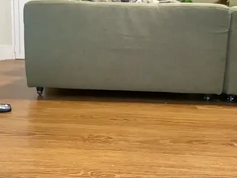 Snapshot of Relknho@xh chatting on October 28, 2025, 9:57 am Relknhoxh online show from October 28, 2025, 9:57 am