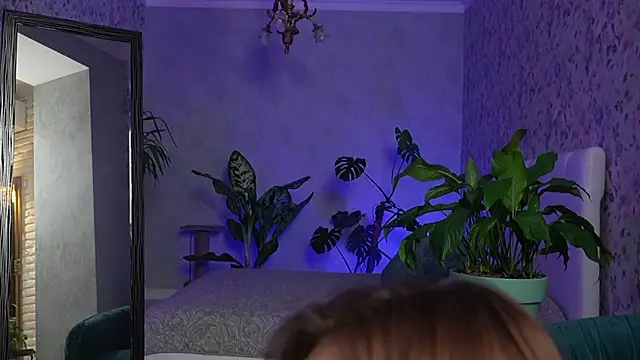 ClaraBendover online show from February 11, 2026, 7:52 pm