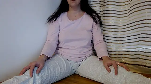 SofiaLenis online show from March 7, 2026, 1:52 pm