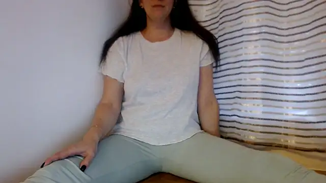 Snapshot of SofiaLenis chatting on July 17, 2026, 1:18 pm SofiaLenis online show from July 17, 2026, 1:18 pm