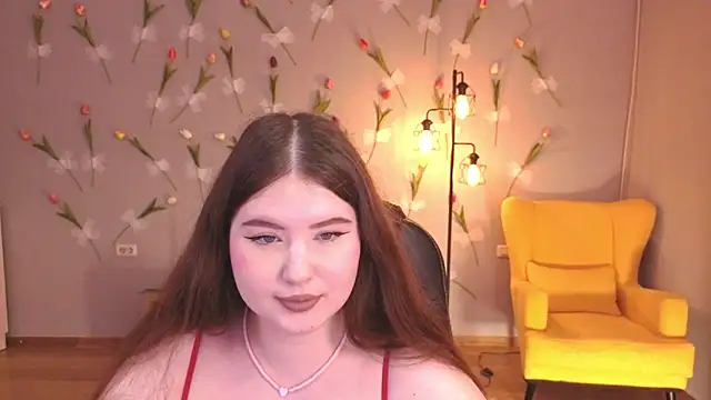 NicoleFoxery online show from May 6, 2026, 4:30 am