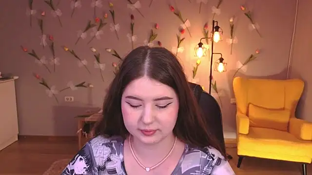 Snapshot of NicoleFoxery chatting on June 7, 2026, 6:22 pm NicoleFoxery online show from June 7, 2026, 6:22 pm