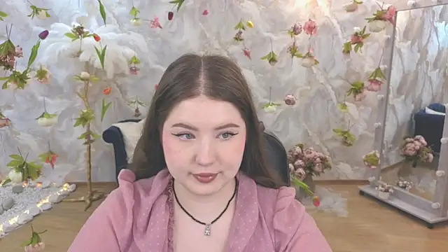 Snapshot of NicoleFoxery chatting on June 18, 2026, 6:23 pm NicoleFoxery online show from June 18, 2026, 6:23 pm