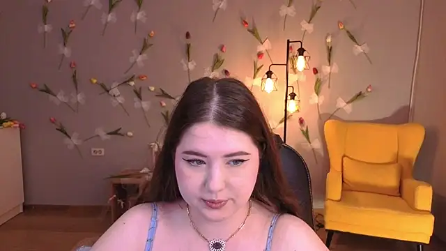 NicoleFoxery online show from June 30, 2026, 6:42 pm