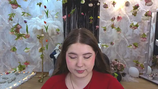 NicoleFoxery online show from August 6, 2026, 8:22 pm