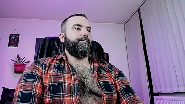 Snapshot of ChristophJules chatting on February 18, 2025, 4:15 am ChristophJules online show from February 18, 2025, 4:15 am