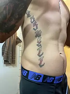 Prettyboiflaco online show from December 25, 2024, 2:35 am