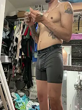 Prettyboiflaco online show from February 16, 2025, 12:19 am