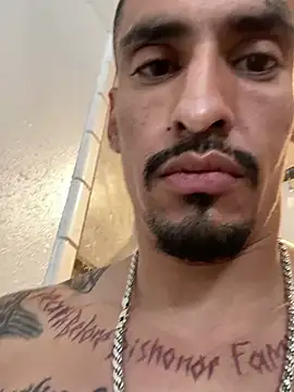 Prettyboiflaco online show from February 16, 2025, 5:04 pm