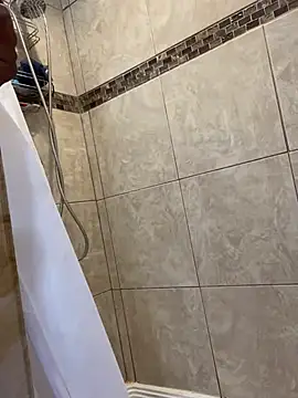 Prettyboiflaco online show from March 18, 2025, 8:37 pm