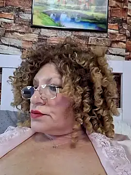 Snapshot of Hot_Azaleea chatting on January 31, 2025, 9:37 am Hot Azaleea online show from January 31, 2025, 9:37 am