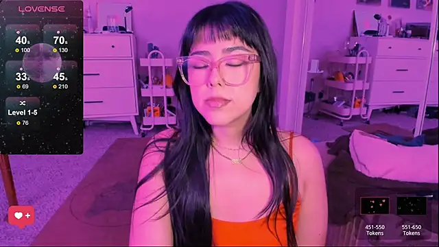 Snapshot of Evie-Luna chatting on March 2, 2025, 2:30 am Evie-Luna online show from March 2, 2025, 2:30 am