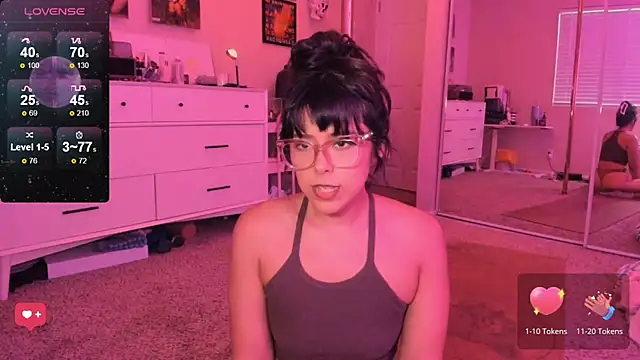 Snapshot of Evie-Luna chatting on September 10, 2025, 2:00 am Evie-Luna online show from September 10, 2025, 2:00 am