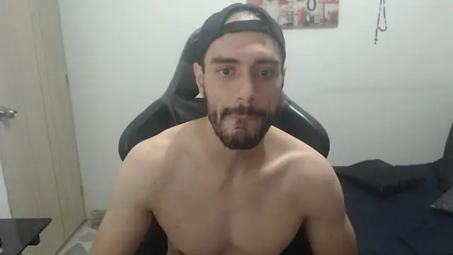 Snapshot of samuelgarcia_ chatting on September 20, 2025, 11:00 am samuelgarcia  online show from September 20, 2025, 11:00 am