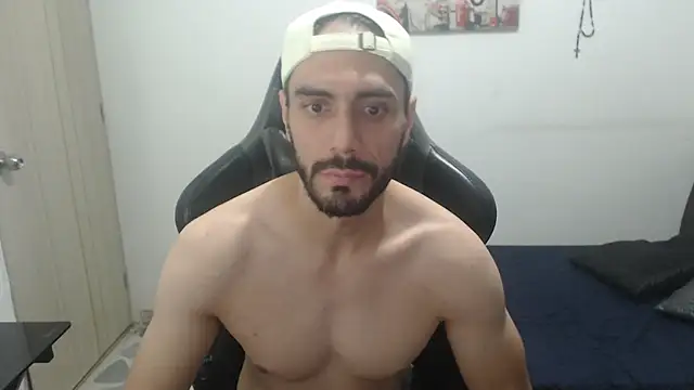 Snapshot of samuelgarcia_ chatting on September 22, 2025, 10:28 am samuelgarcia  online show from September 22, 2025, 10:28 am