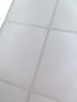 Etujdsss online show from December 18, 2025, 4:29 am