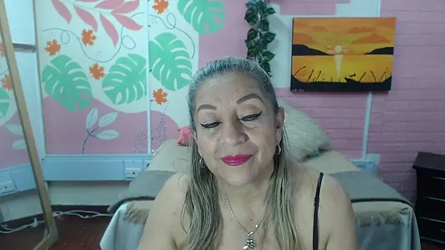 Snapshot of ZAMANTHA chatting on September 11, 2025, 4:18 pm ZAMANTHA online show from September 11, 2025, 4:18 pm