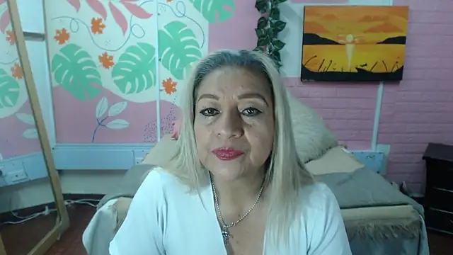 Snapshot of ZAMANTHA chatting on September 19, 2025, 5:02 pm ZAMANTHA online show from September 19, 2025, 5:02 pm