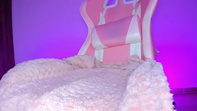 Snapshot of KataFerreira777 chatting on March 30, 2026, 1:17 am KataFerreira777 online show from March 30, 2026, 1:17 am