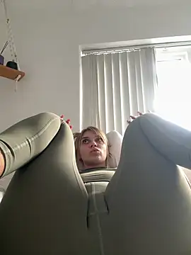 jessieamy online show from September 21, 2025, 2:40 pm