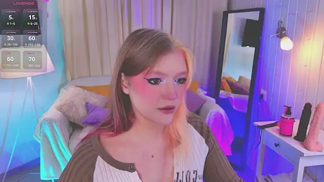 Snapshot of Crazy_Wine chatting on March 19, 2026, 10:47 pm Crazy Wine online show from March 19, 2026, 10:47 pm