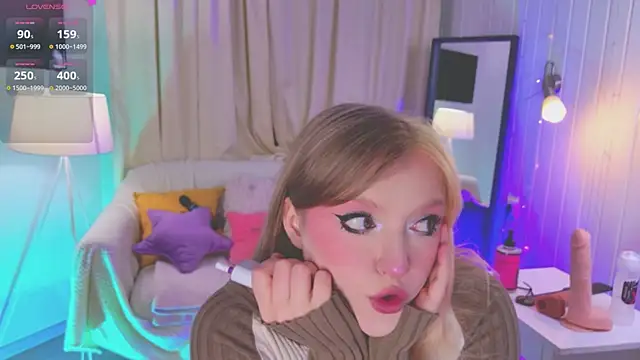 Snapshot of Crazy_Wine chatting on March 26, 2026, 9:42 pm Crazy Wine online show from March 26, 2026, 9:42 pm