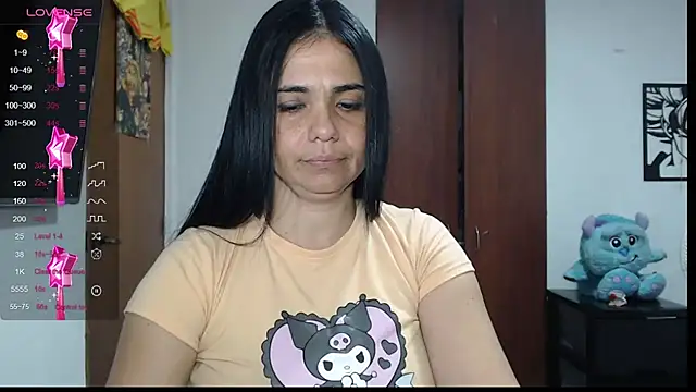 Snapshot of selena_ferri chatting on December 27, 2024, 10:26 pm selena ferri online show from December 27, 2024, 10:26 pm