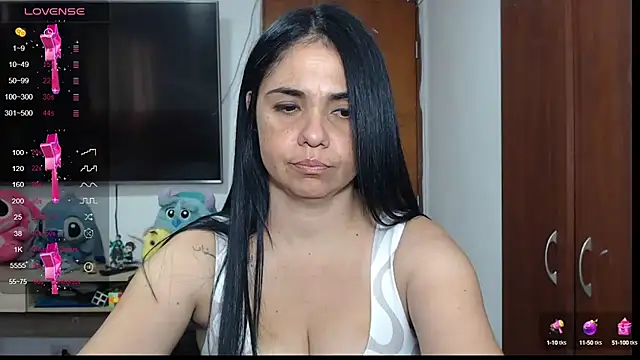 Snapshot of selena_ferri chatting on January 10, 2025, 10:25 pm selena ferri online show from January 10, 2025, 10:25 pm