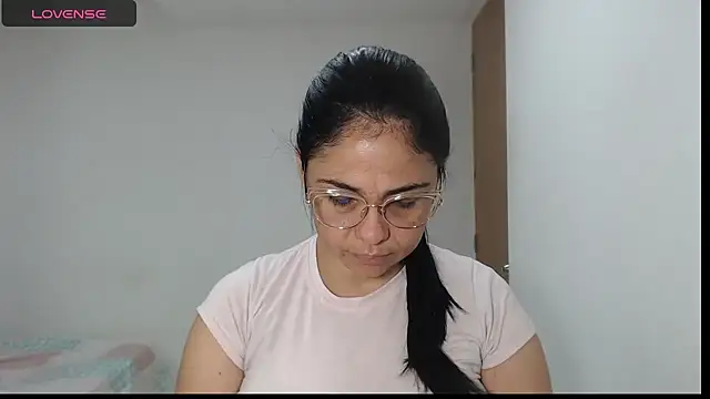 Snapshot of selena_ferri chatting on October 27, 2025, 8:13 pm selena ferri online show from October 27, 2025, 8:13 pm