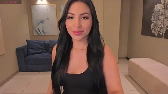 MiaRoberts1 online show from May 8, 2026, 12:43 pm