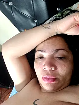 NIKOLE1301 online show from December 18, 2024, 10:35 pm