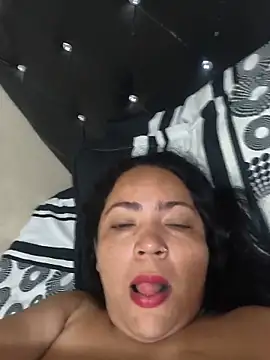NIKOLE1301 online show from June 18, 2026, 2:21 pm