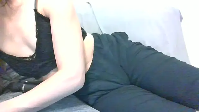 Sexy asianxx online show from October 5, 2025, 5:28 am