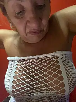 camelia3 online show from December 12, 2024, 11:03 pm