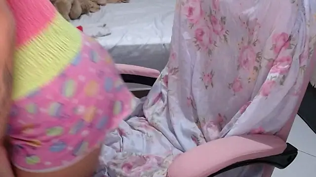 Snapshot of bustycarly chatting on April 10, 2026, 10:14 pm bustycarly online show from April 10, 2026, 10:14 pm