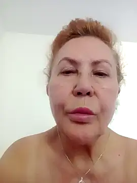 Hottie-Mom online show from June 26, 2026, 6:51 am