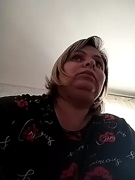 Snapshot of EvaCristal chatting on September 11, 2025, 6:02 am EvaCristal online show from September 11, 2025, 6:02 am