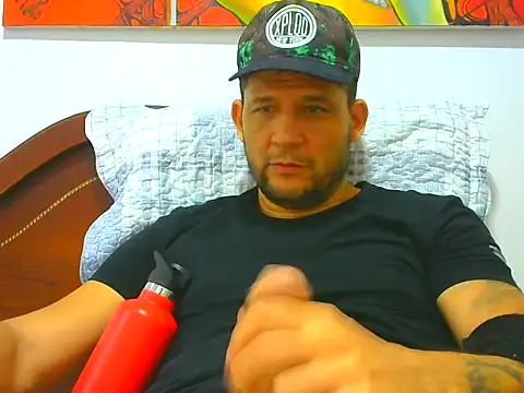 Snapshot of altenori112 chatting on March 25, 2026, 8:37 pm altenori112 online show from March 25, 2026, 8:37 pm