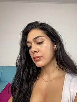 Snapshot of LaanaCooper chatting on March 4, 2025, 1:38 pm LaanaCooper online show from March 4, 2025, 1:38 pm