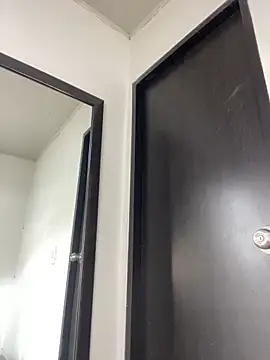 Snapshot of LaanaCooper chatting on March 20, 2025, 4:53 pm LaanaCooper online show from March 20, 2025, 4:53 pm