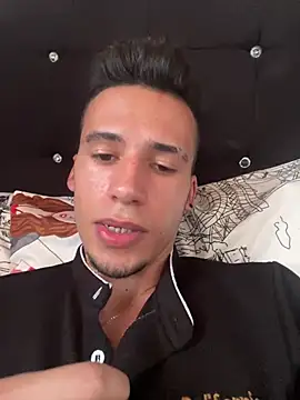 Snapshot of 12jun chatting on April 4, 2026, 9:12 pm 12jun online show from April 4, 2026, 9:12 pm