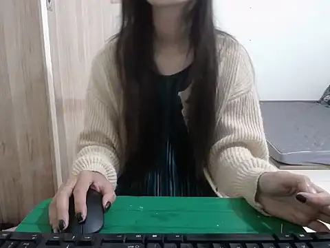 Sakura Moe online show from December 7, 2024, 8:44 am