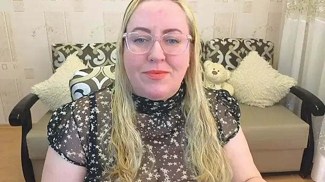 Ginesia online show from December 8, 2024, 5:01 pm
